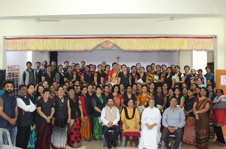 VIVA EDUCATION ORGANISED A WORKSHOP ON “THE NEW TRENDS IN EDUCATION: INNOVATION AND CREATIVITY IN TEACHING LEARNING METHODS” IN THE CARMEL CONVENT SENIOR SECONDARY SCHOOL, BHOPAL. MORE THAN 90 TEACHERS PARTICIPATED IN THE SESSION.