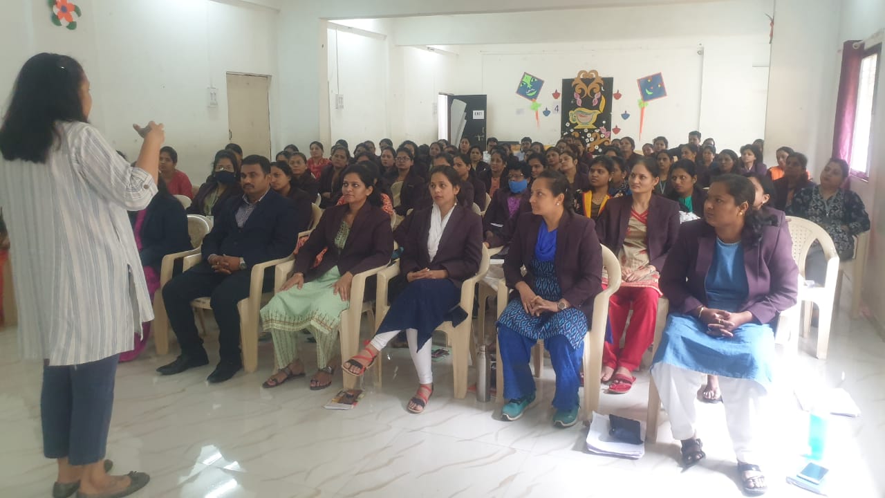 A MINDFULNESS AND MEDITATION WORKSHOP WAS CONDUCTED BY TRANSFORMATIONAL LIFE COACH SHILPA CHOGLE FOR THE TEACHERS OF ONE OF OUR USER SCHOOLS IN PUNE.