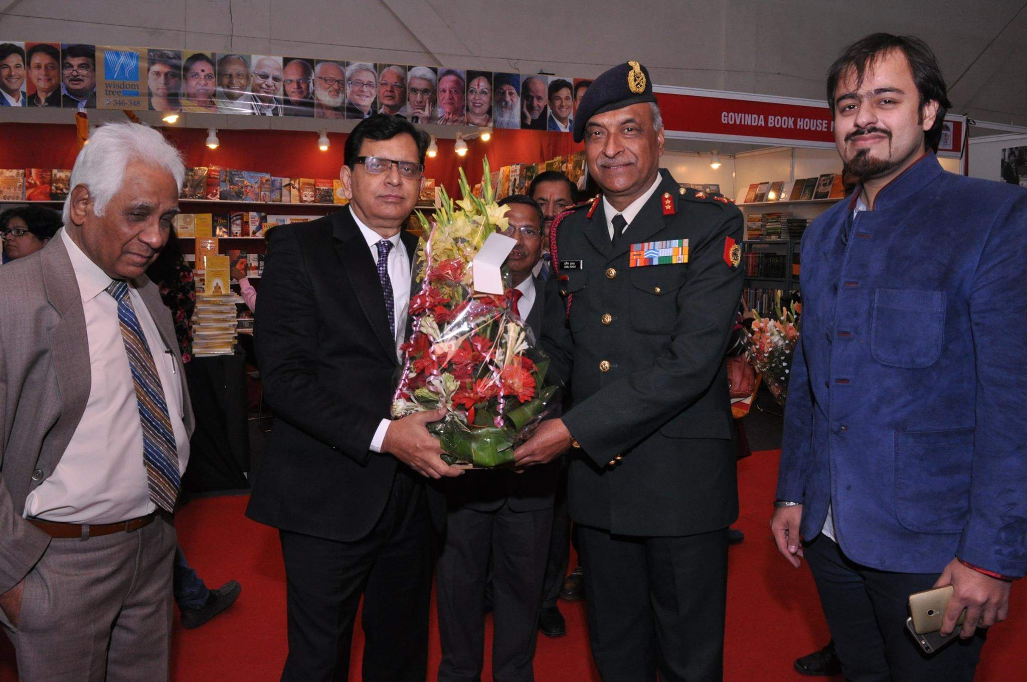 THE BOOK HOW TO CRACK SSB 2ND EDITION LAUNCHED BY MAJOR GENERAL SUNIL KUMAR AT VIVA BOOKS STALLS IN THE NEW DELHI WORLD BOOK FAIR 2017. THE BOOK IS WRITTEN BY MR. UJJWAL CHUGH.